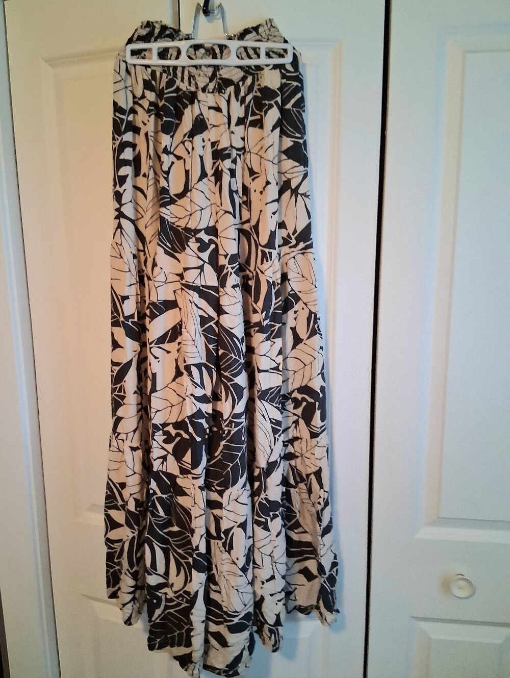 Aerie Party Pants Size Medium Long Tiered Flowy Pants